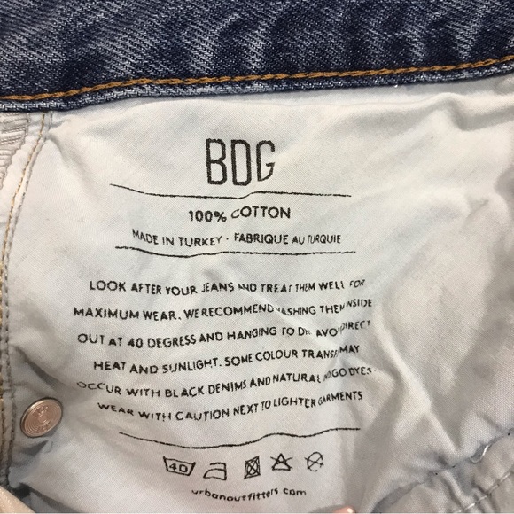 BDG Urban Outfitters Medium Wash Dad Slim Straight Leg Cropped Jean - Picture 9 of 11